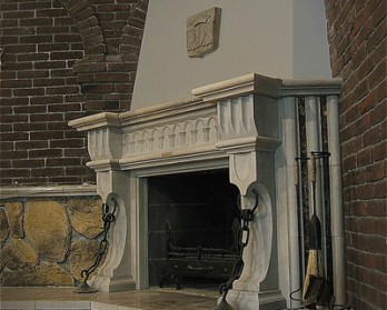 Каминный портал интерьера «Рыцарской залы»